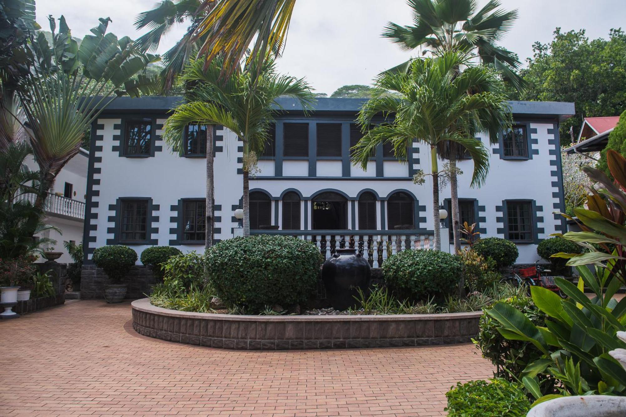 Hotel Chateau St Cloud La Digue Exterior photo